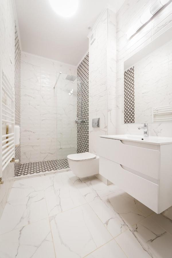 Allegria Hotel Alba Iulia Buitenkant foto